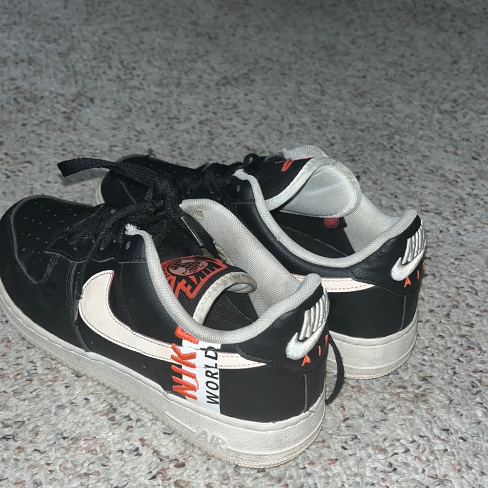Authenticity Guarantee
BRAND NEW MENS NIKE AIR FORCE 1 '07 LV8 WW CK6924 001